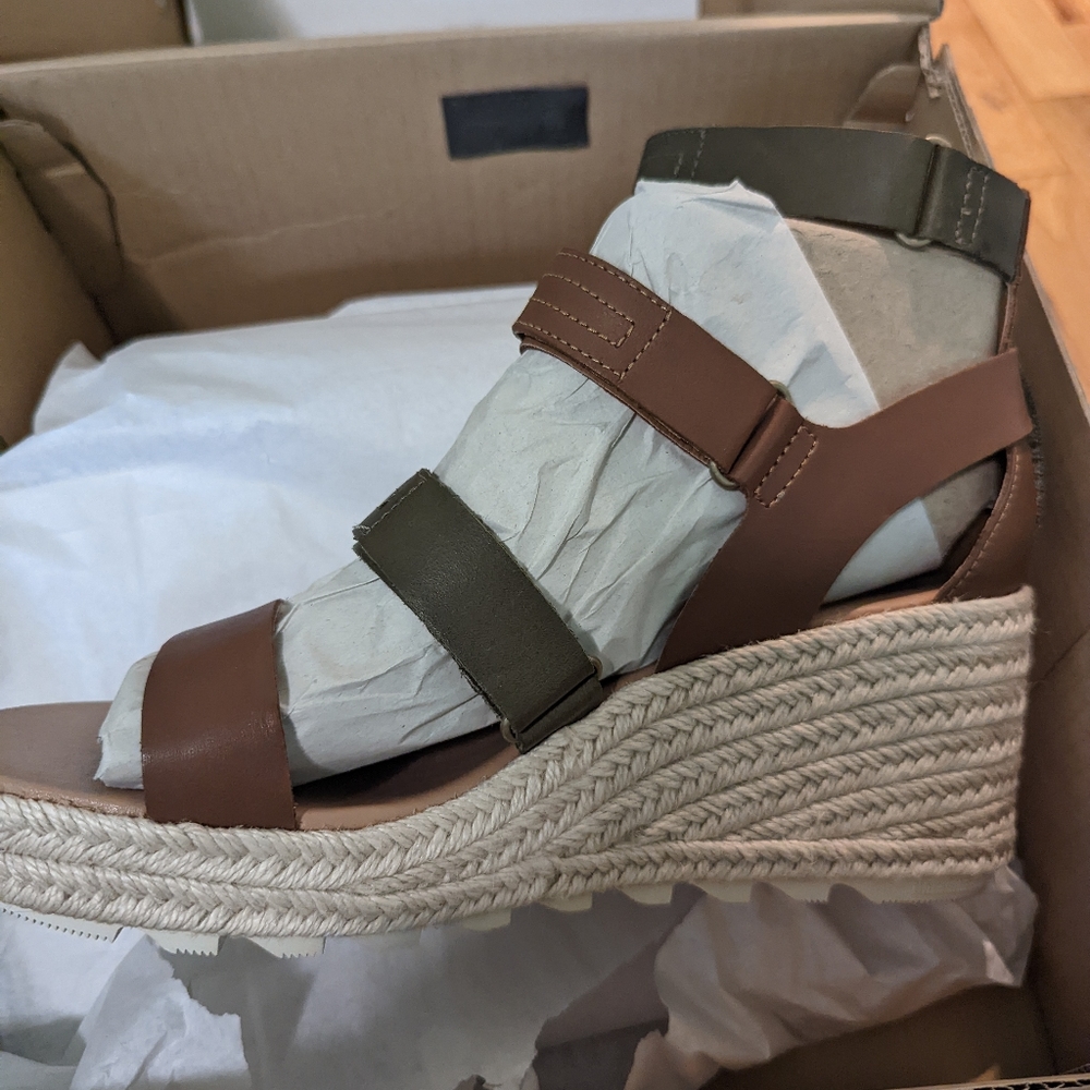 Sorel Cameron Wedge 10.5